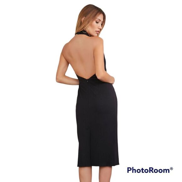 Crossover Cutout Dress‎ - Picture 3 of 4